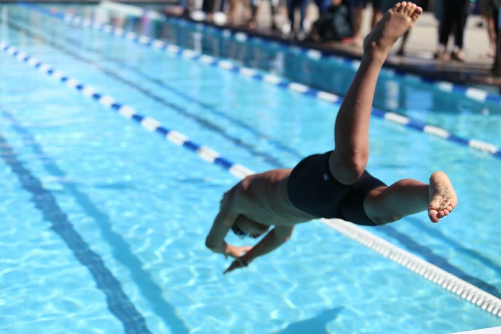 Diving in pool