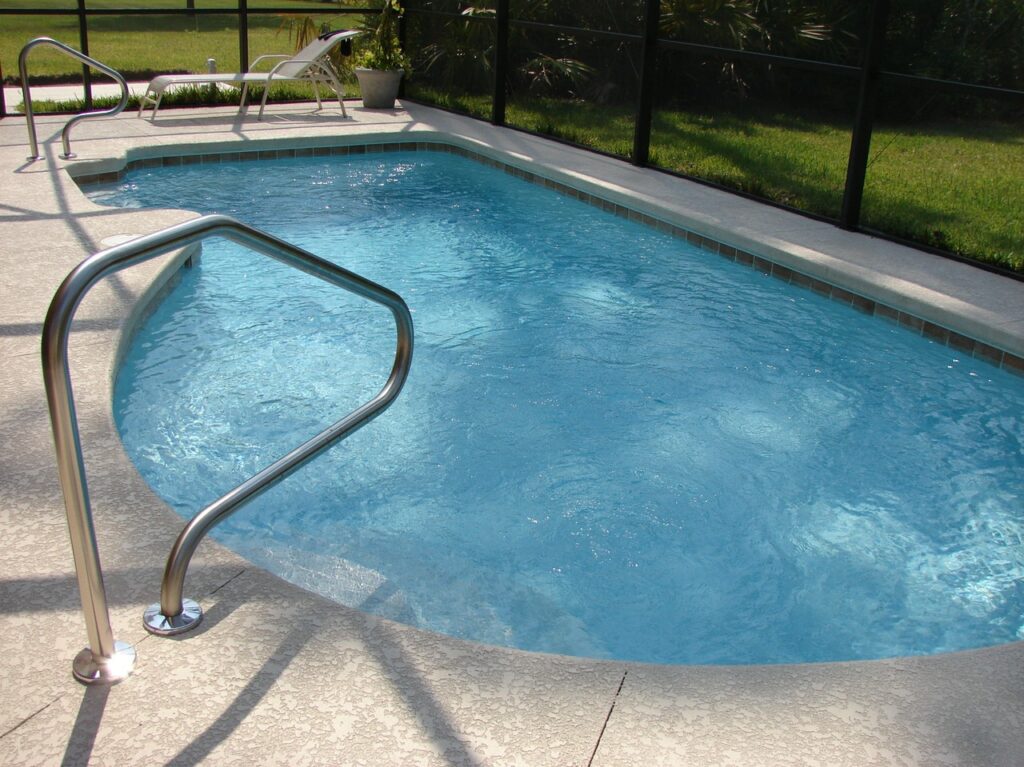 pool maintenance after hurricane