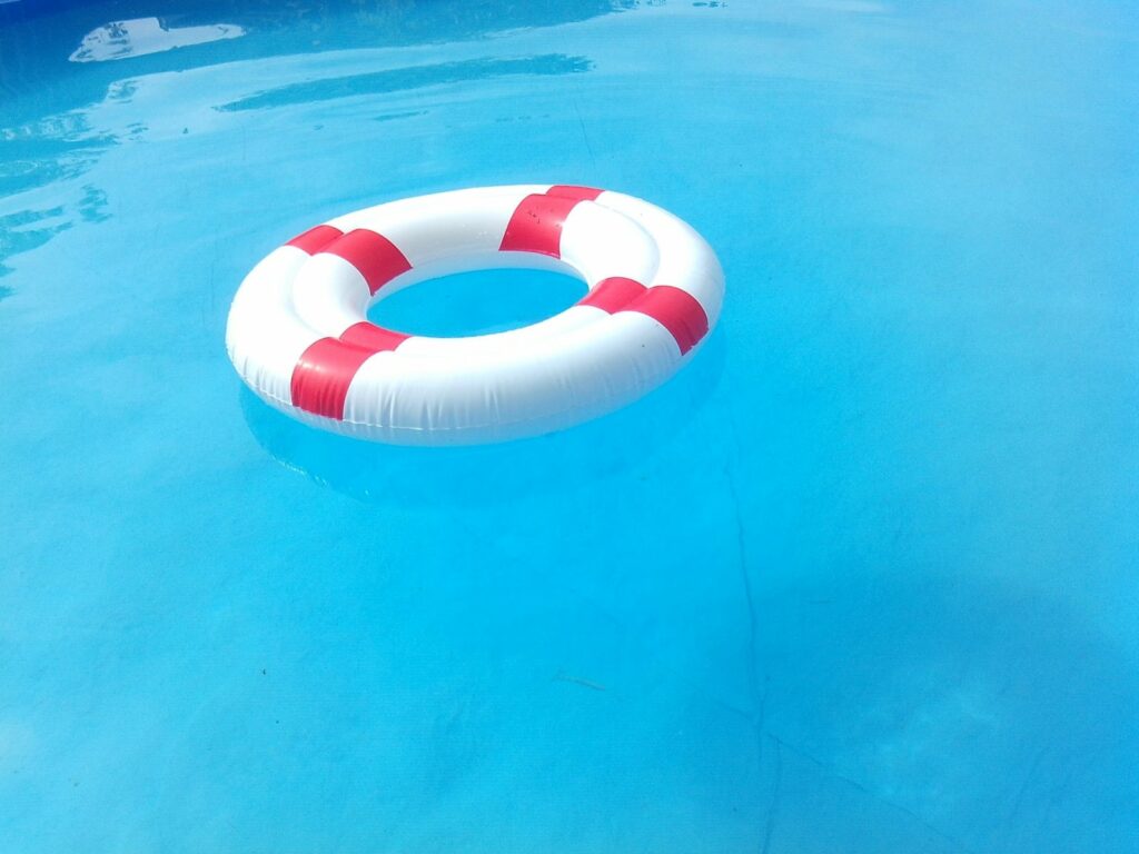 swimming pool ring
