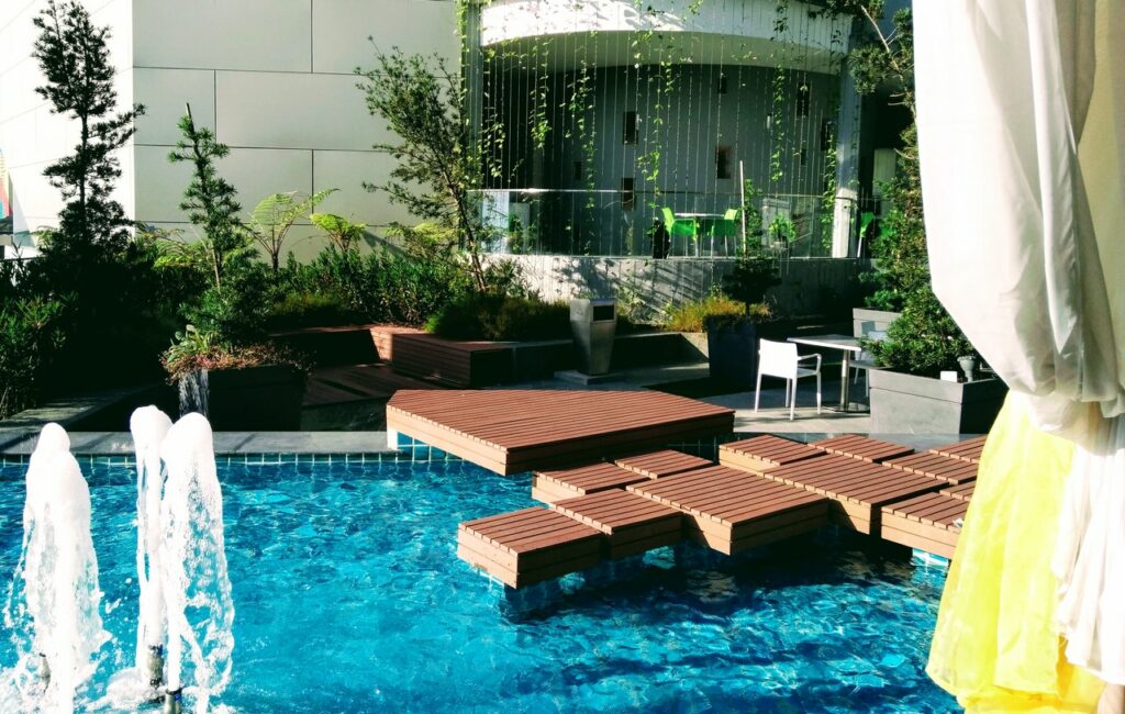 water feature and Swimming Pool Cost